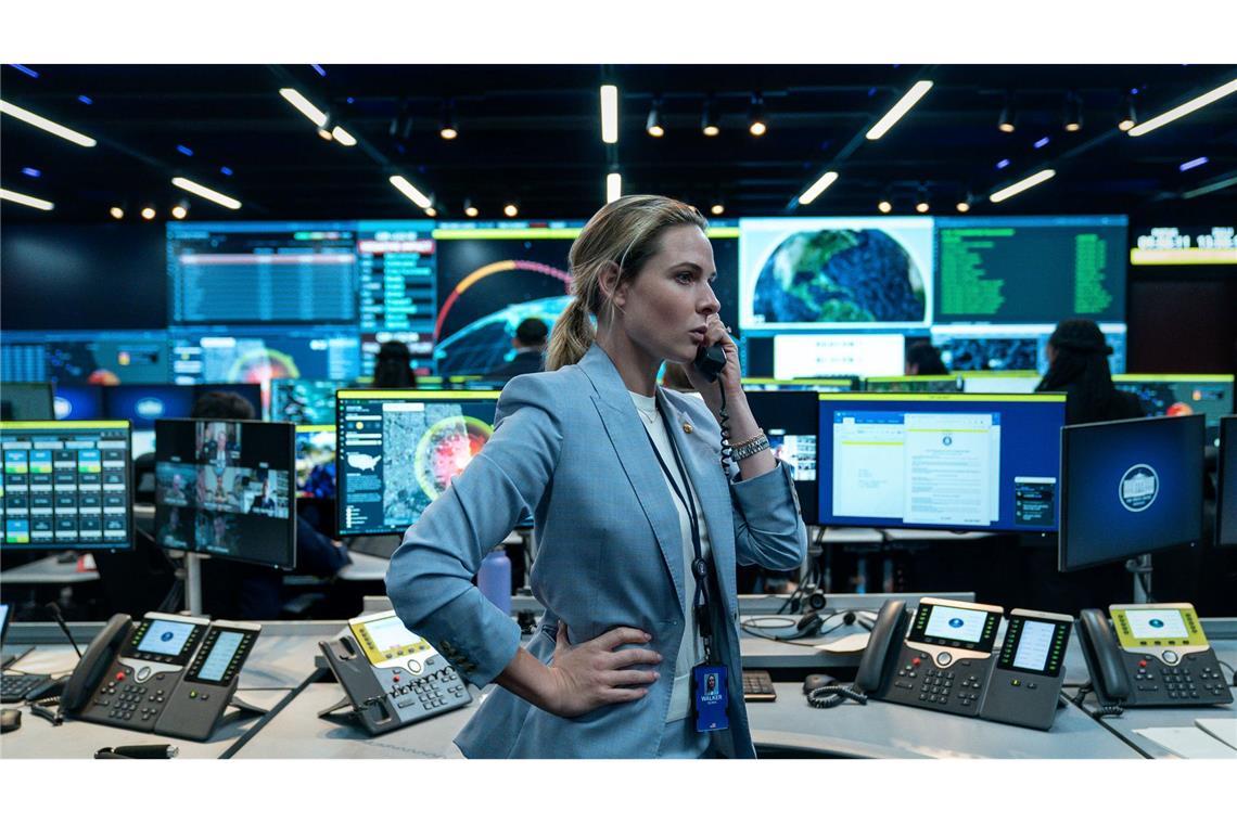 Rebecca Ferguson als Captain Olivia Walker in einer Szene des Films "A House of Dynamite". (Handout)