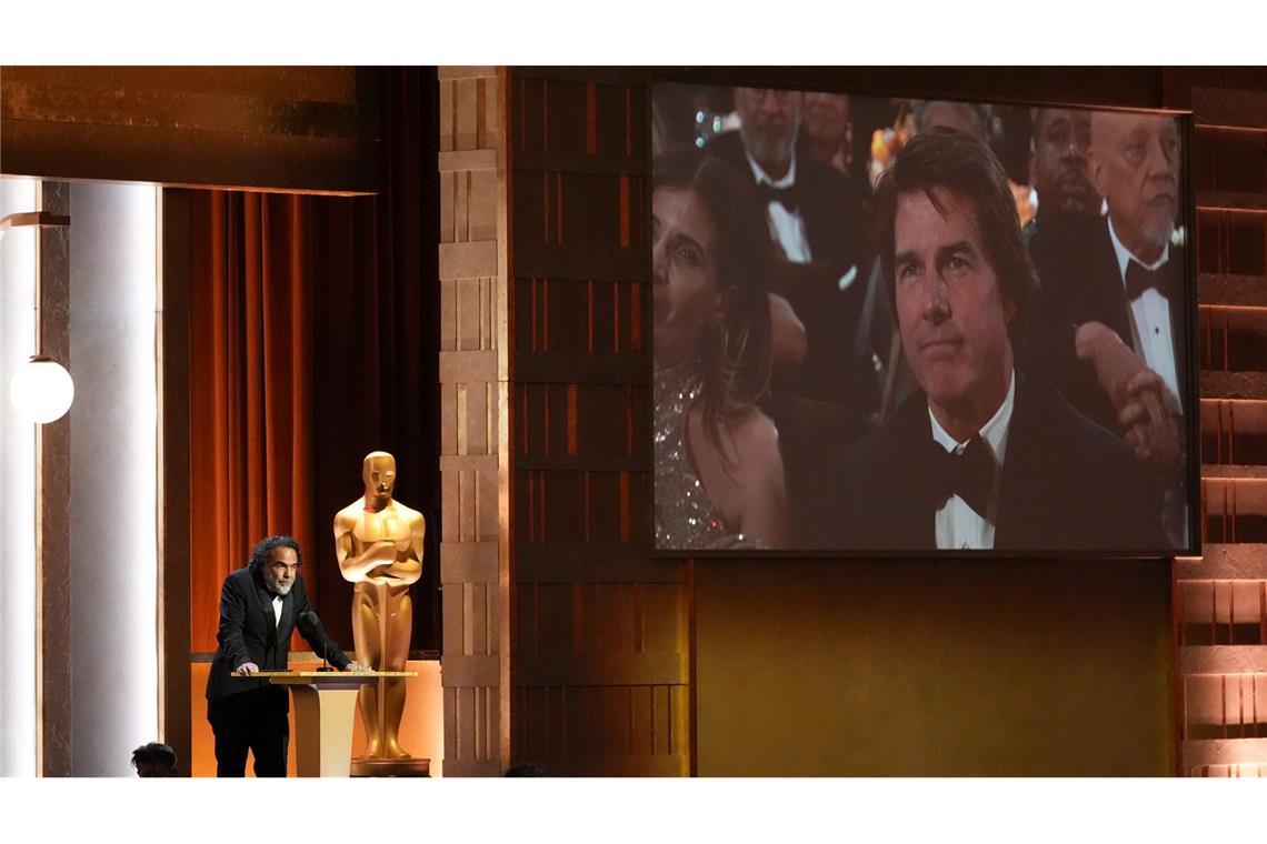 Regisseur Alejandro González Iñárritu stand bei der Gala auf der Bühne.