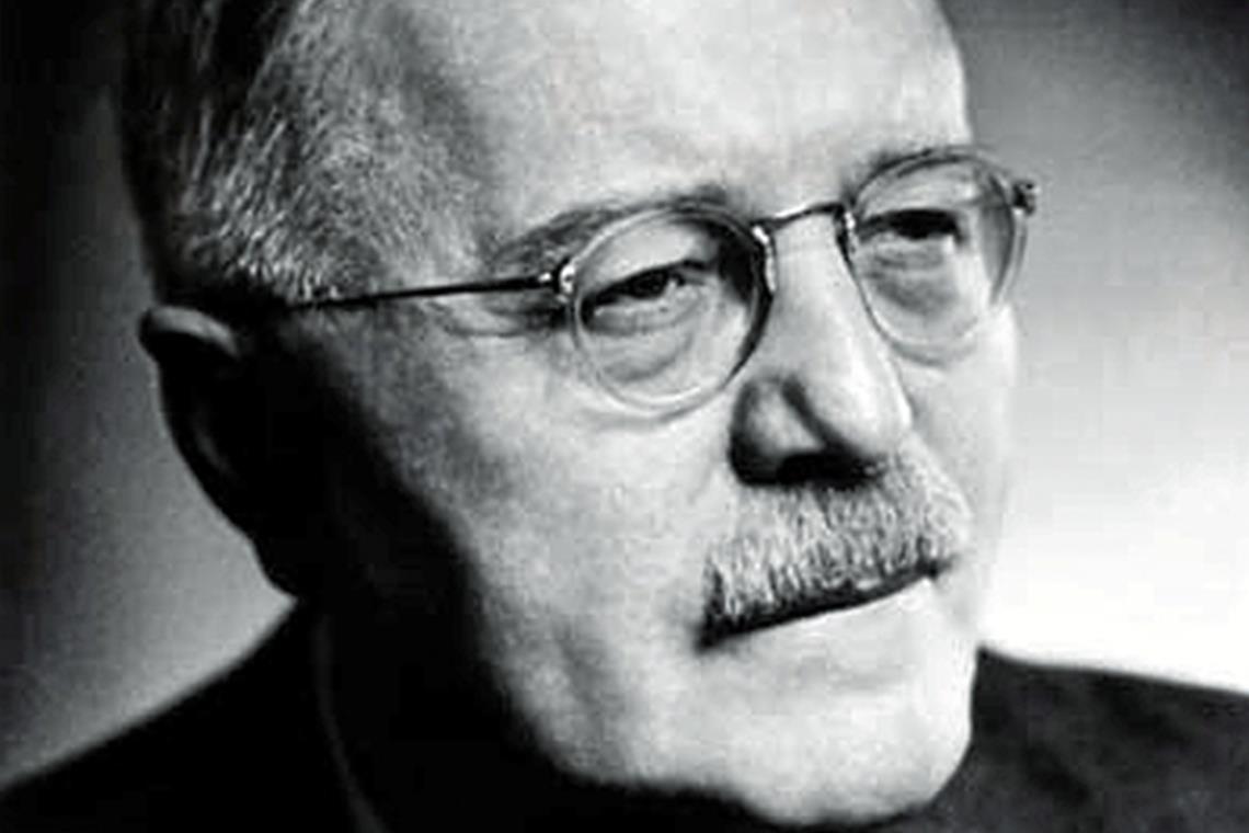 Zarte vorparlamentarische Pflänzchen ...Reinhold Maier. Fotos: CSM