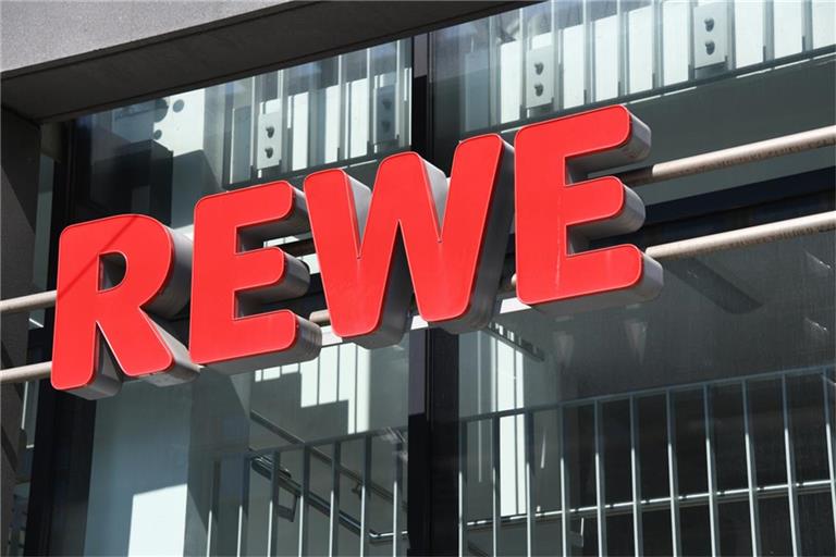 Rewe ruft aktuell Erdnüsse von ültje zurück.