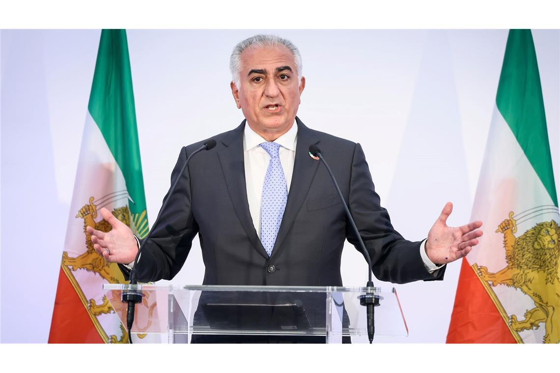 Reza Pahlavi, der Sohn des 1979 gestürzten iranischen Schahs Mohammad Reza Pahlavi, ruft Iraner zum Umstruz auf.