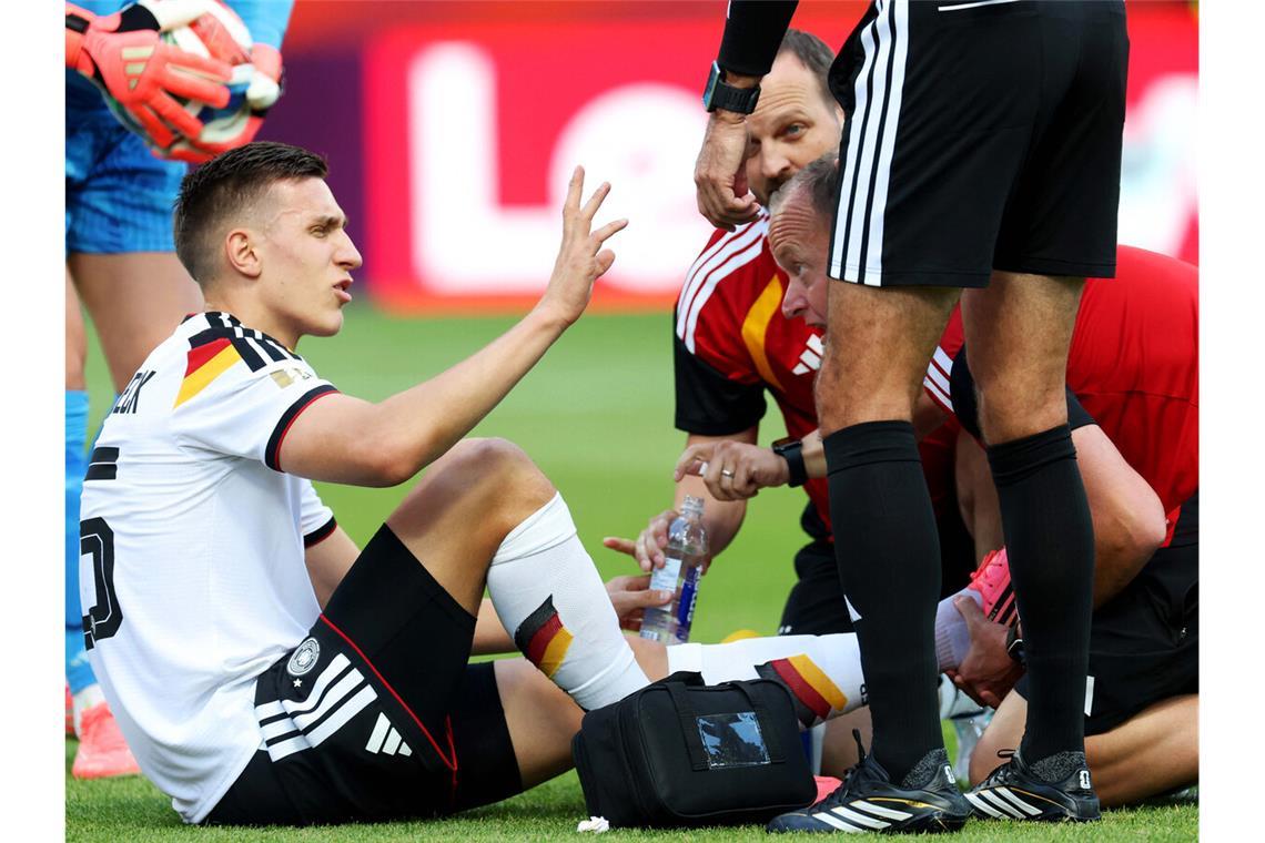 Richtig schmerzhaft: Für Nico Schlotterbeck ist die WM aufgrund einer