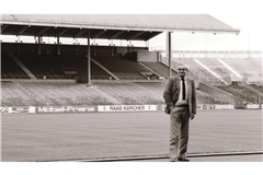 Robert Schlienz im alten Neckarstadion