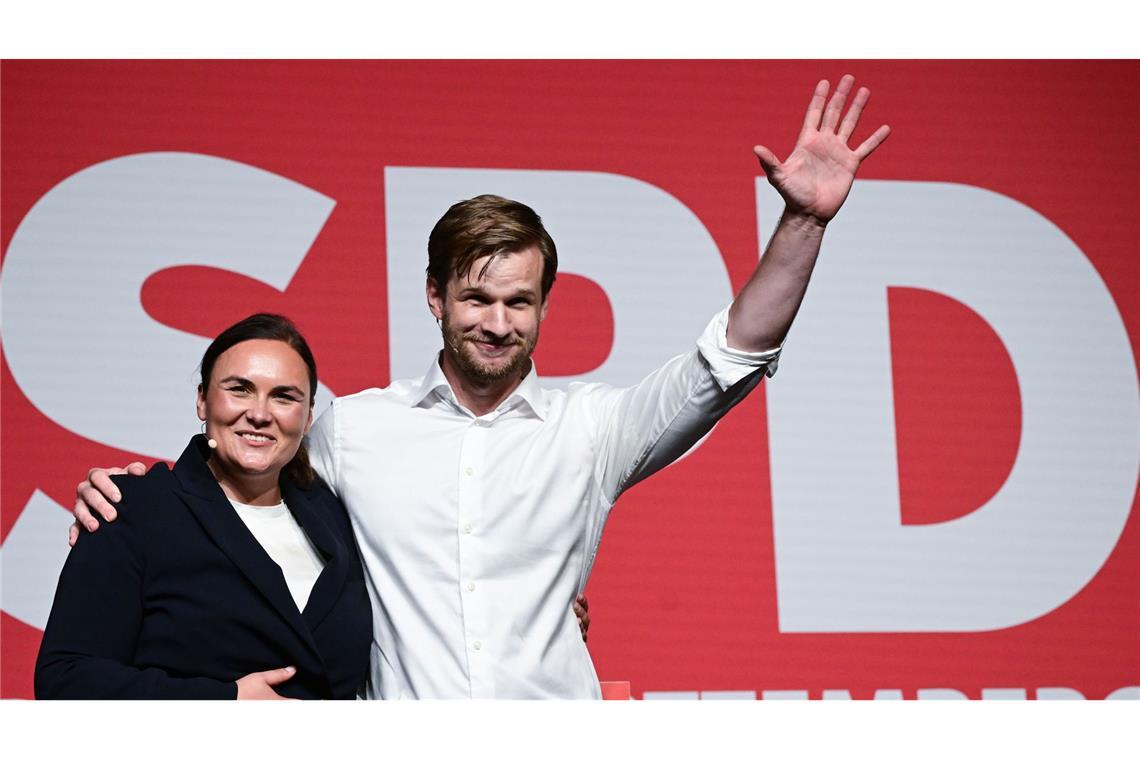 Robin Mesarosch und Isabel Cademartori stellen die neue Doppelspitze der SPD in Baden-Württemberg.