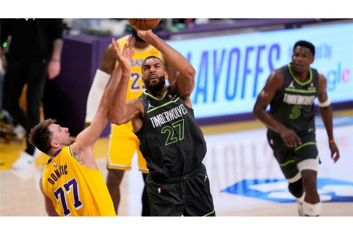 Lakers scheitern in NBA-Playoffs früh gegen Minnesota Rudy Gobert dominierte das Spiel unter den Körben.
