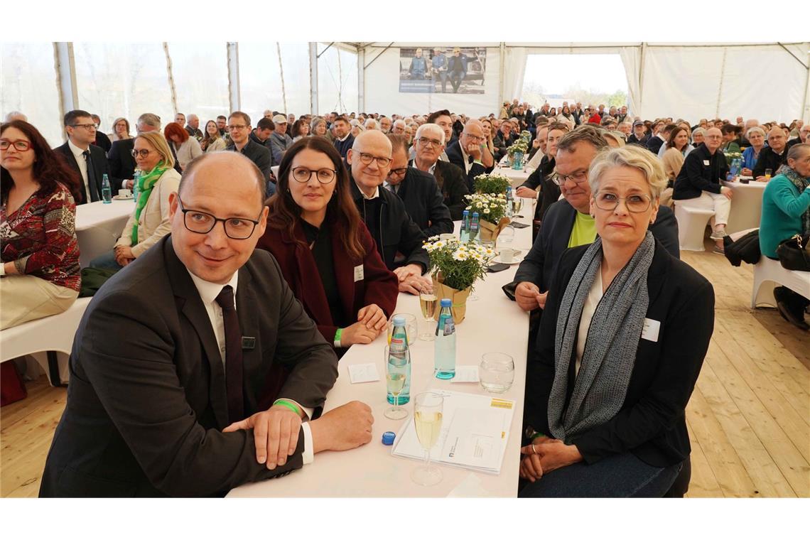 Rund 300 Gäste waren geladen.