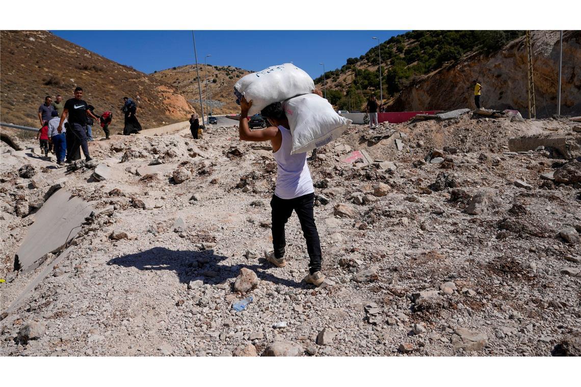 US-Vermittler in Israel eingetroffen - Treffen mit Netanjahu Rund 540.000 Menschen flohen aus dem Libanon ins benachbarte Bürgerkriegsland Syrien. (Archivbild)