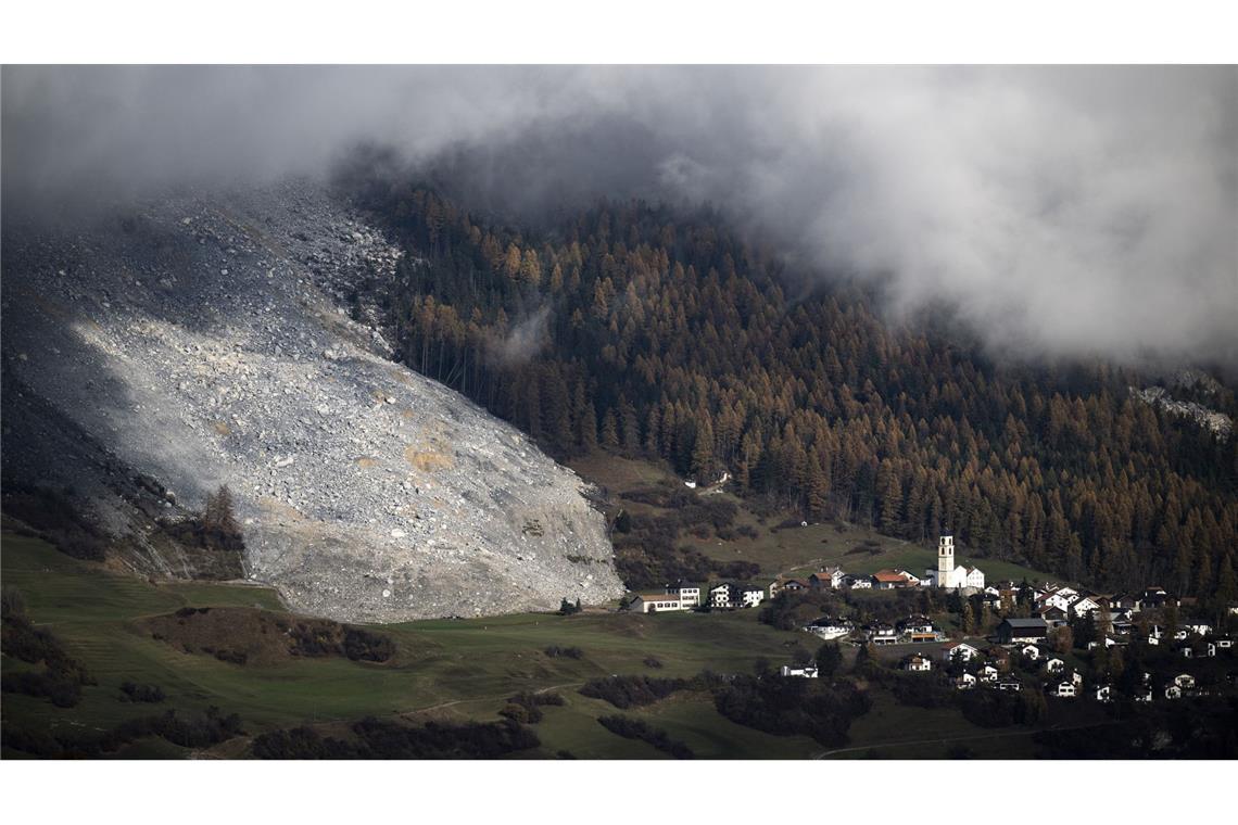 Erdrutsch-Risiko: Schweizer Dorf wird erneut evakuiert Rund 90 Menschen müssen ihre Häuser und Höfe verlassen.
