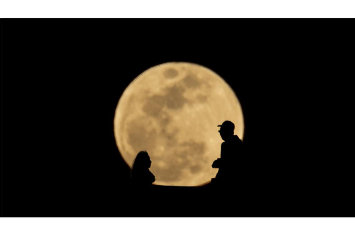 Faszination Vollmond - was ist Fantasie und was sind Fakten? Runde Sache: Vollmond in Texas