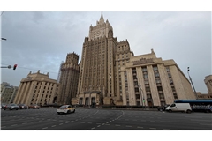 Russland hat nach der Ausweisung eines seiner Diplomaten aus Deutschland nun auch einen Mitarbeiter der deutschen Botschaft zur unerwünschten Person erklärt. (Archivbild)