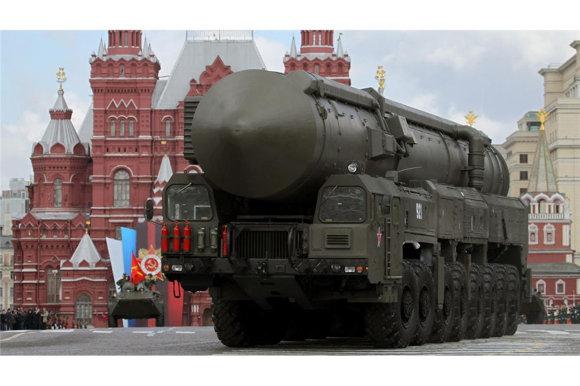 Putin bietet USA Atomwaffen-Vertrag für ein weiteres Jahr an Russland präsentiert seine strategischen Atomwaffen auch während der Militärparade in Moskau. (Archivbild)