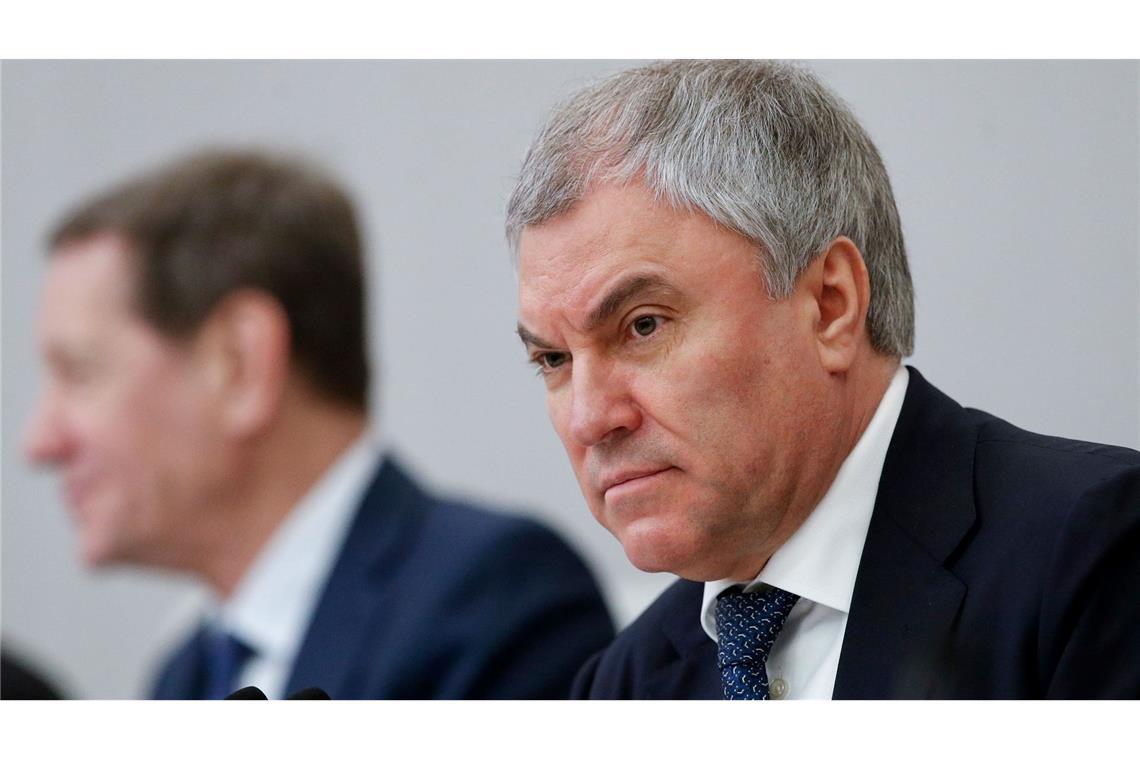 Russlands Parlamentschef Wjatscheslaw Wolodin droht der Ukraine mit Massenvernichtungswaffen. (Archivbild)