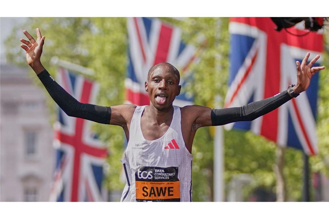 Sabastian Sawe durchbricht in London die 2-Stundenmarke.
