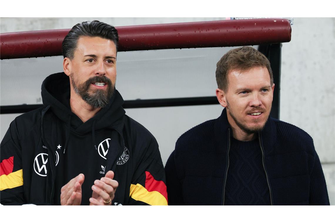 WM ohne Sandro Wagner: Viele Optionen für begehrten DFB-Assistenten Sandro Wagner (links) will sein Glück künftig als Cheftrainer suchen.
