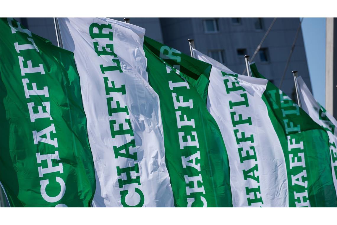 Schaeffler kündigt Abbau von 4.700 Stellen an Schaeffler will 4.700 Stellen abbauen.