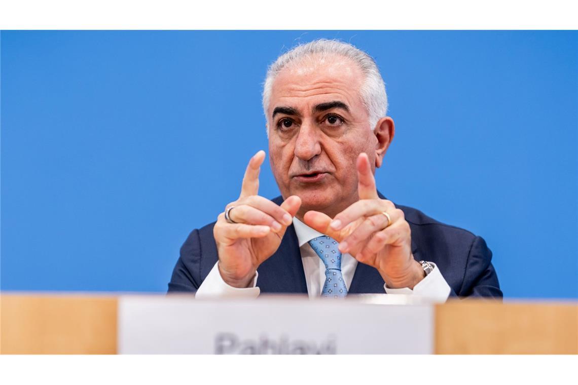 Schah-Sohn Reza Pahlavi fordert Deutschland auf, einen grundlegenden Wandel im Iran zu unterstützen.