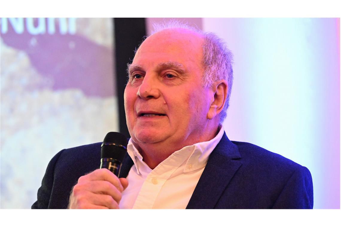 Hoeneß über Musk: „Der hat nicht alle Tassen im Schrank“ Scharfe Kritik von Uli Hoeneß an Elon Musk. (Archivbild)