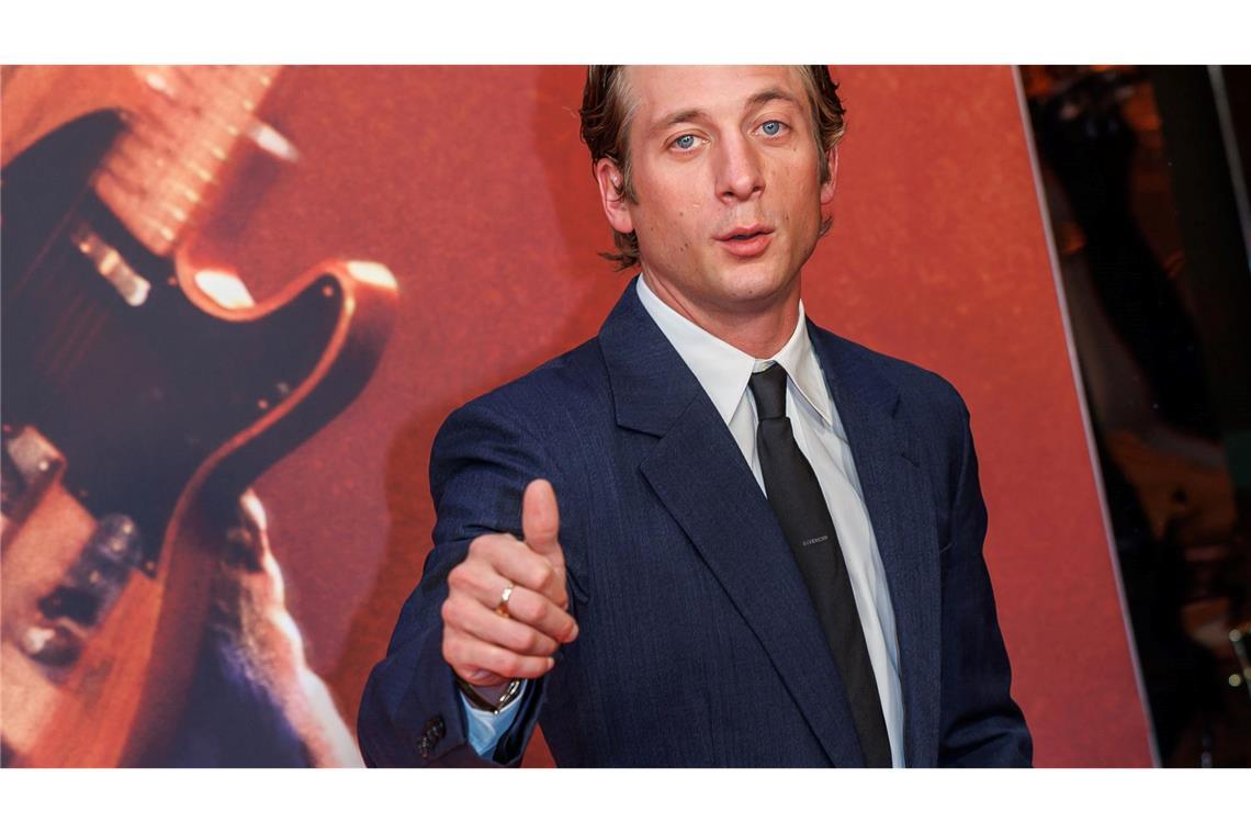 Schauspieler Jeremy Allen White hat ein Faible für melancholische Rollen und zarte Hobbys wie Blumen kaufen. (Archivbild)