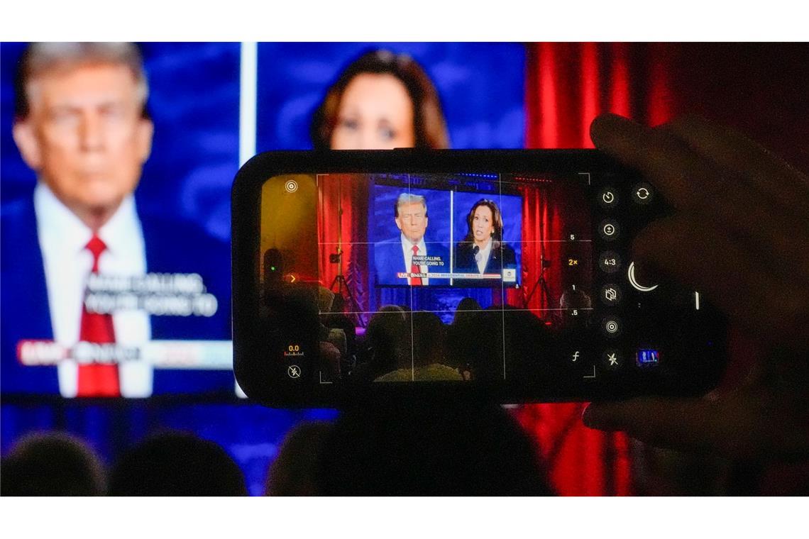 Was die US-Wahl für Deutschland und Europa bedeutet Schicksalswahl auch für Europa? Trump oder Harris - an diesem Dienstag fällt die Entscheidung. (Archivbild)
