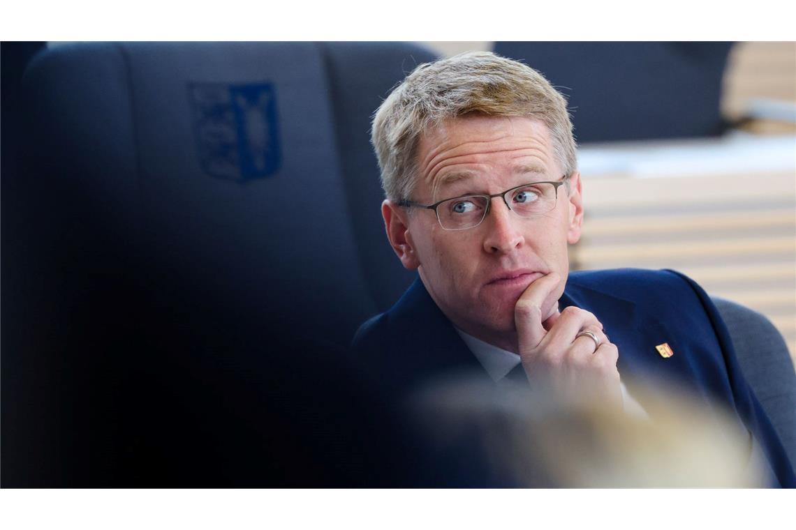 CDU-Ministerpräsidenten fordern Stromsteuersenkung für alle Schleswig-Holsteins CDU-Regierungschef Günther ist über die Entscheidung der Bundesregierung zur Senkung der Stromsteuer enttäuscht.