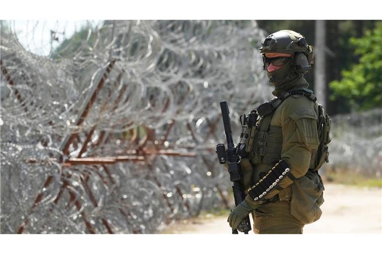 Schmuggel-Ballons haben die streng bewachte Grenze zwischen Belarus und Polen überflogen. (Archivbild)