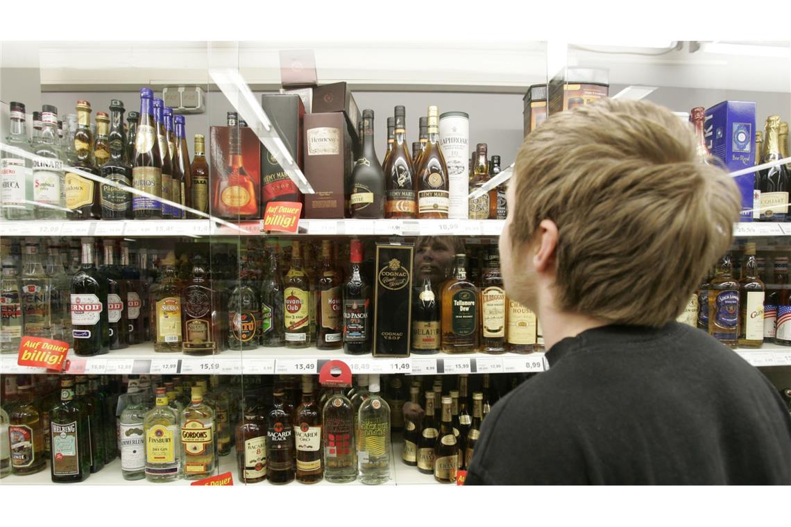 Schnaps raus aus den Supermarktregalen: Das fordert der Marburger Bund (Symbolfoto).