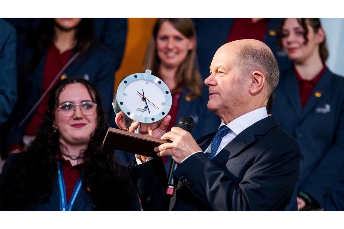 Bilder des Tages Scholz empfängt WorldSkills-Team