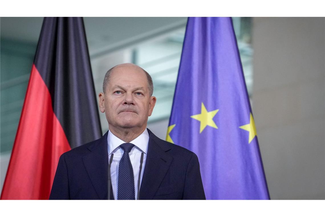 Europa und Trump: Ausgestreckte Hand und geballte Faust Scholz hat Trump eine Fortsetzung der verlässlichen Partnerschaft zwischen Deutschland und den USA angeboten.