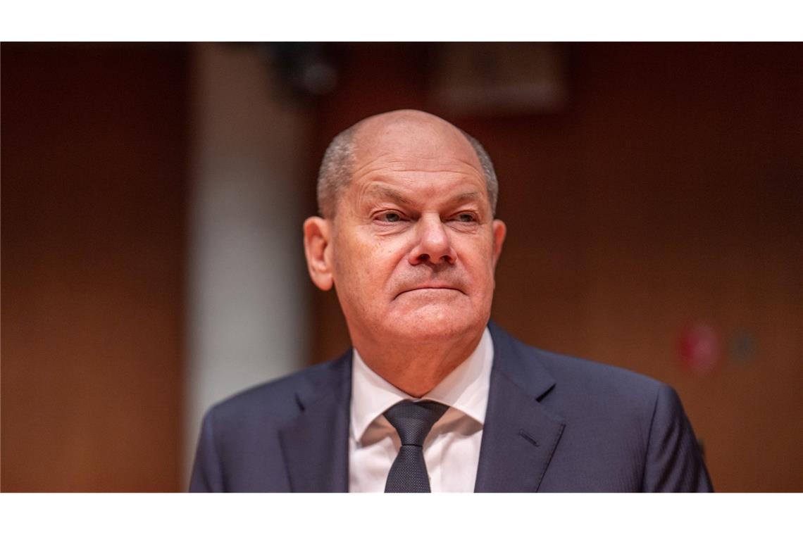 Scholz will Industrie stärken - aber Kanzler ohne Mehrheit Scholz will bis Ende des Jahres die deutsche Wirtschaft stärken. (Archivbild)