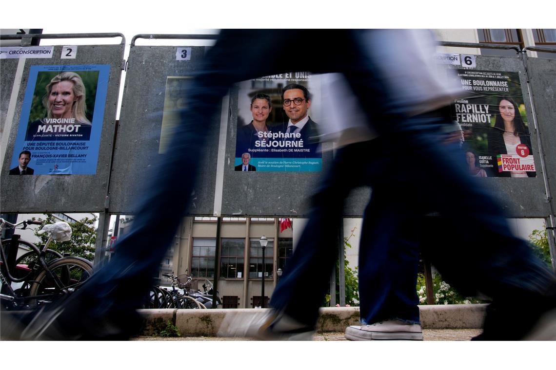 Frankreichs Premier sieht Lösung der Krise ohne Neuwahlen Schon im November könnte es Neuwahlen in Frankreich geben (Archivbild).