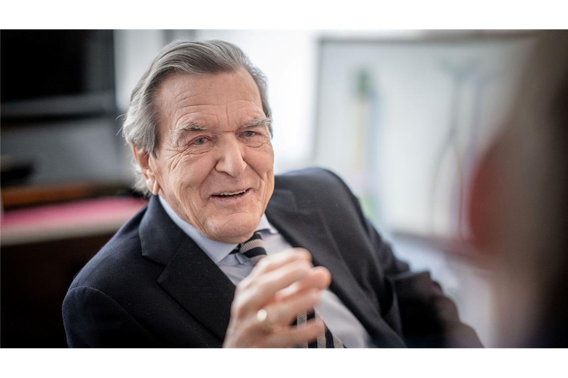 Schröder machte sich zuletzt für die Wiederaufnahme von Energielieferungen aus Russland stark. (Archivbild)