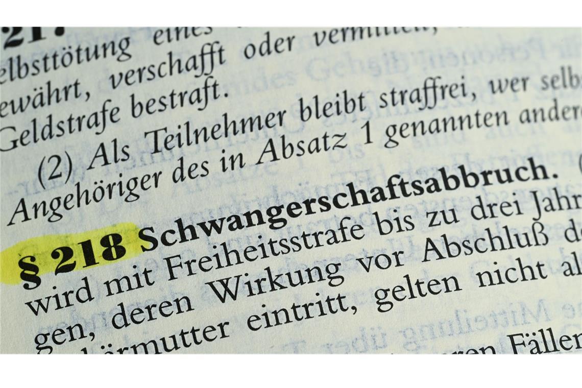 Wer zahlt den Schwangerschaftsabbruch?