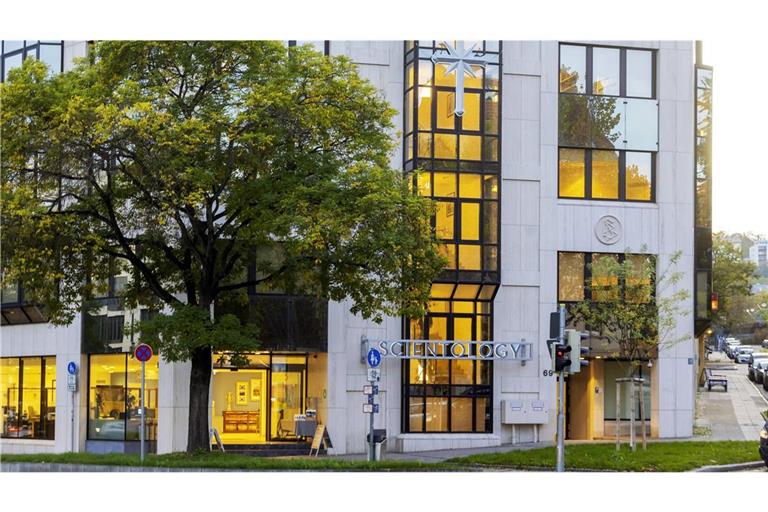 Scientology-Domizil  an der Heilbronner Straße in Stuttgart. Das Bundesamt für Verfassungsschutz (BfV) stellt die Beobachtung der Organisation ein (Archivfoto).