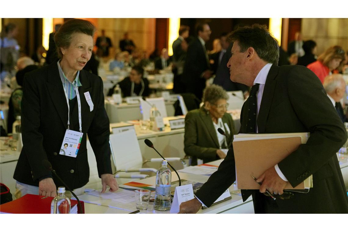 IOC vor der Wahl: Wer wird Thomas Bachs Nachfolger? Sebastian Coe (r) würde als IOC-Präsident mit der Politik von Thomas Bach brechen.
