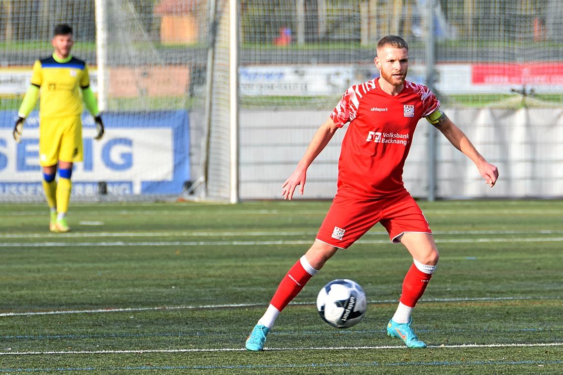 SG Sonnenhof gegen TSG Backnang: Kapitäne fiebern dem Derby entgegen Sebastian Gleißner ist als Kapitän und im zentralen Mittelfeld bei der TSG Backnang eine feste Größe. Foto: Tobias Sellmaier