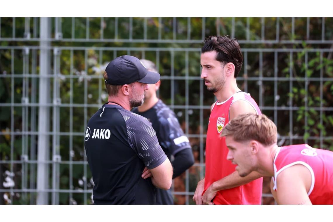 Sebastian Hoeneß und Atakan Karazor während des Trainingslagers in Grassau