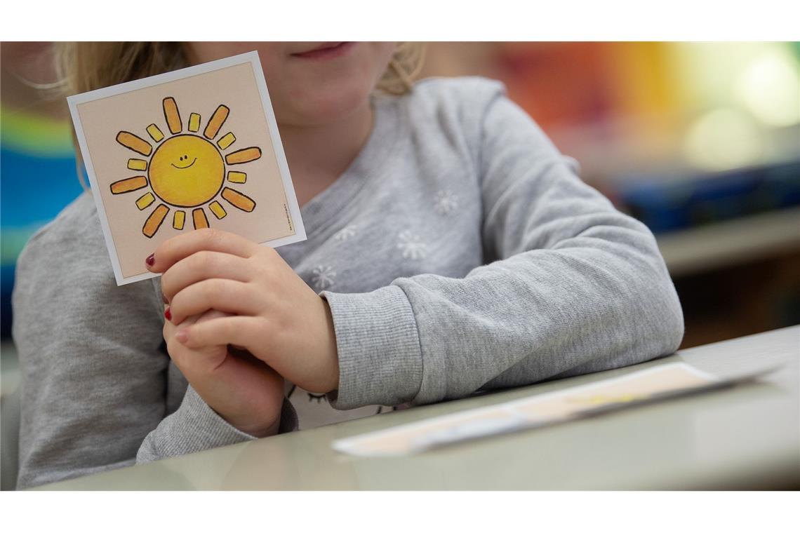 Seelische Gesundheit: Wie geht es Kindern und Jugendlichen? Seelisch gesunde Kinder können auch ihren Alltag in Schule und Freizeit gut bewältigen (Archivbild)