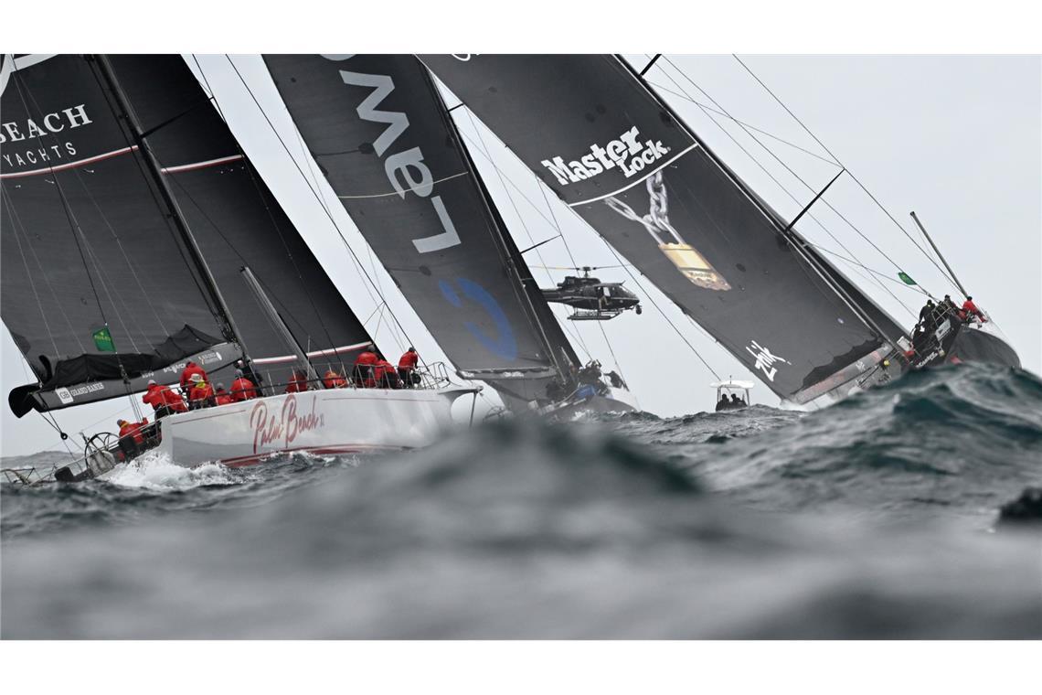 Segelyachten eröffnen die Sydney-Hobart-Regatta 2025