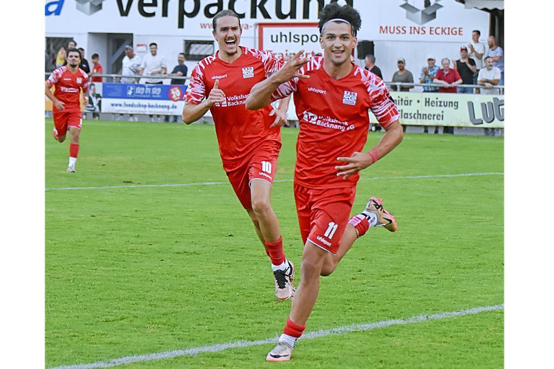 TSG Backnang: Viel Kampf, kaum spielerische Klasse und ein Punkt für jeden Sein Nachsetzen rettet Backnang einen Punkt: Shaban Veselaj (rechts). Foto: Tobias Sellmaier