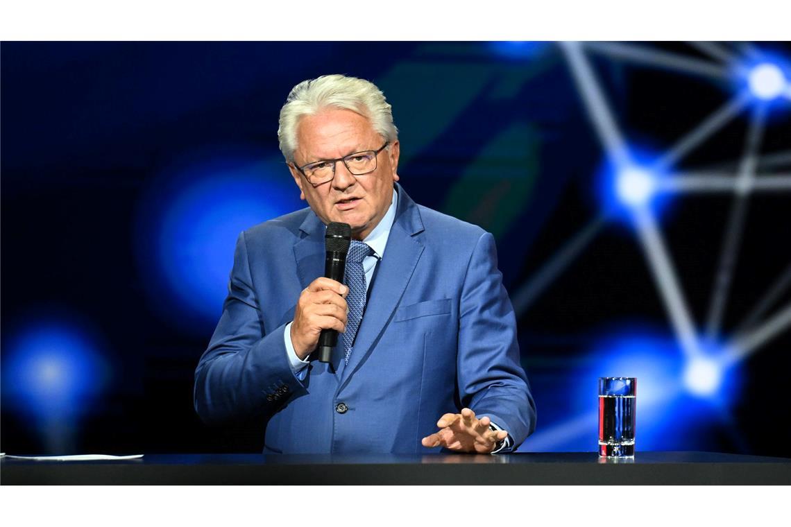 Seine Firma verkauft nicht nur Panzer, Schiffe und Munition, sondern auch Drohnen: Rheinmetall-Chef Armin Papperger. (Archivbild)