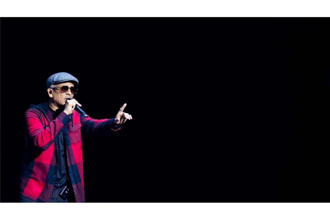 Umstritten, aber zurück: Xavier Naidoo startet seine Tour