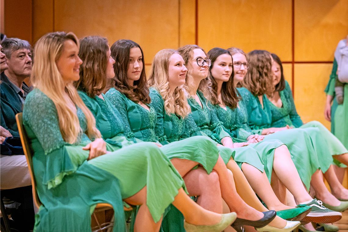 Seit 2013 wird jährlich eine Schwäbische Waldfee gekürt. Die jungen Frauen pflegen auch nach ihrer Amtszeit Kontakt und unterstützen die neuen im Amt nach dem Motto „Einmal Waldfee, immer Waldfee“. Foto: Alexander Becher