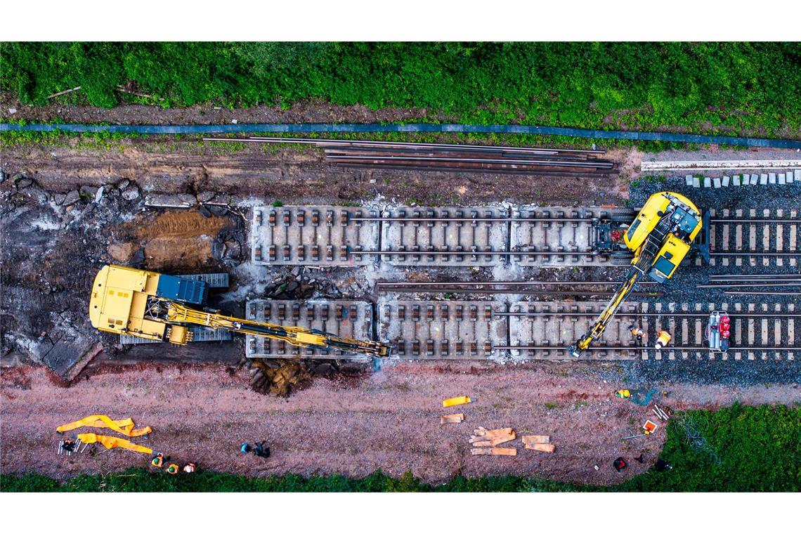 Seit Anfang August läuft die Sanierung der Strecke und war bisher auf einem guten Weg. (Archivbild)