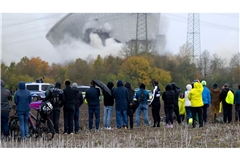 Seit dem Ausstieg aus der Kernenergie 2023 machen Atommeiler in Deutschland meist durch Sprengungen auf sich aufmerksam. Die CSU will die Technologie nun aber wieder ins Land zurückholen - mit modernen Mini-Atommeilern. (Symbolbild)