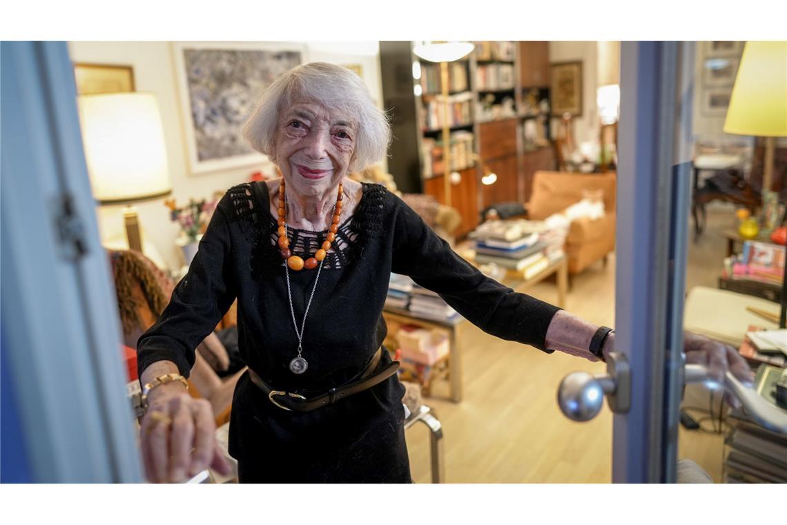"Als ob es gestern wäre": 80 Jahre nach Auschwitz Seit Jahren spricht Margot Friedländer unter anderem mit Schülern, um sie über den Holocaust zu informieren.