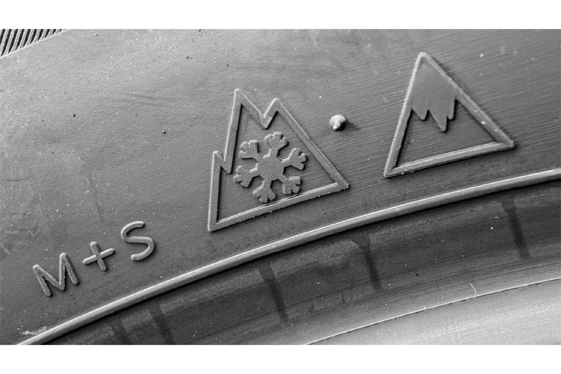 Seit letztem Jahr gelten nur noch Modelle mit dem Alpine-Symbol als zulässige Winterreifen.