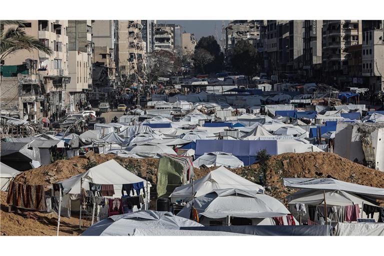 Seit Wiederaufflammen der Kämpfe im Gazastreifen wurden rund 500.000 Palästinenser erneut vertrieben.