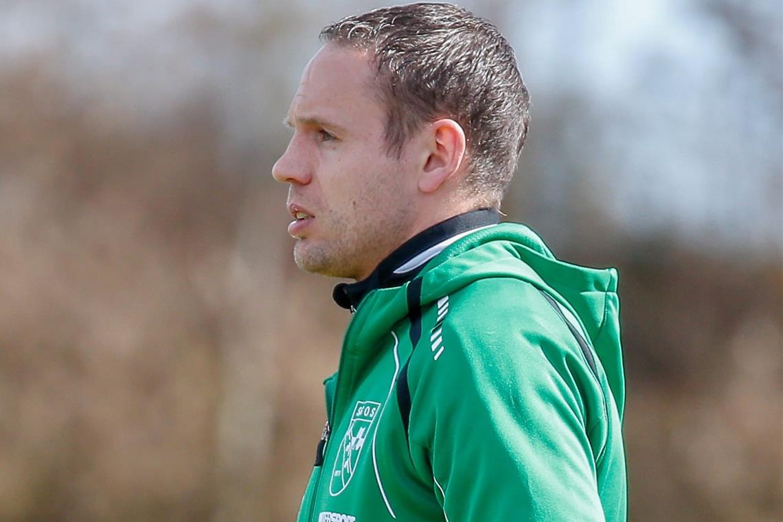 Der SV Allmersbach und die SGOS stehen unter Zugzwang SGOS-Trainer Daniel Funk musste in den vergangenen fünf Spielen mitansehen, wie sein Team Lehrgeld zahlte. Foto: Alexander Becher