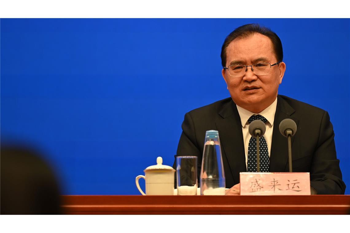 China startet mit 5,4 Prozent Wachstum ins Jahr Sheng Laiyun, Vize-Kommissar der nationalen Statistikbehörde Chinas, gab die jüngsten Daten zum Wirtschaftswachstum im ersten Quartal 2025 bekannt.