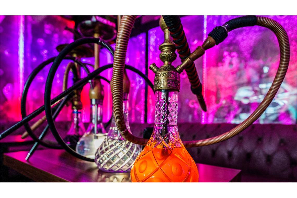 Trotz Aufwärtstrends: Shisha-Branche ist in Sorge Shishas schmecken nach Apfel, Kirsche, Zimt, Minze oder zahlreichen anderen Aromen. (Archivbild)
